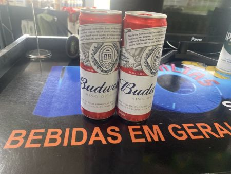Budweiser lata